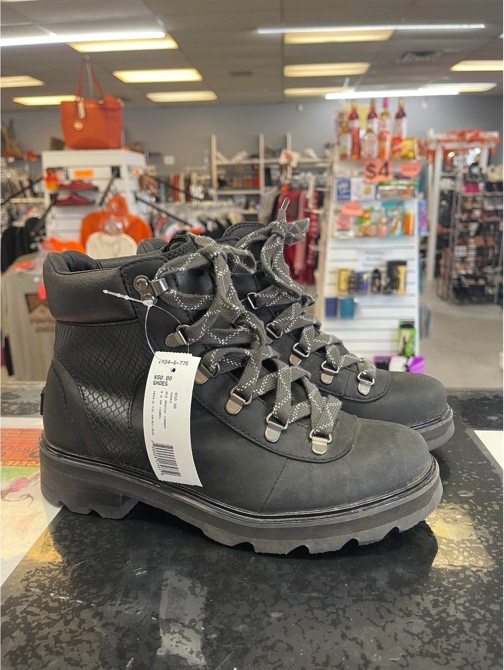 Sorel women’s Black Combat Boots Size 8